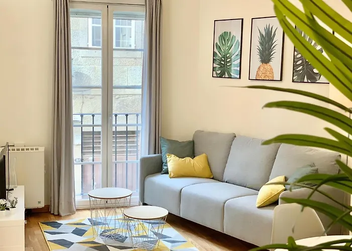 Precioso En El Casco Vello De Daire *